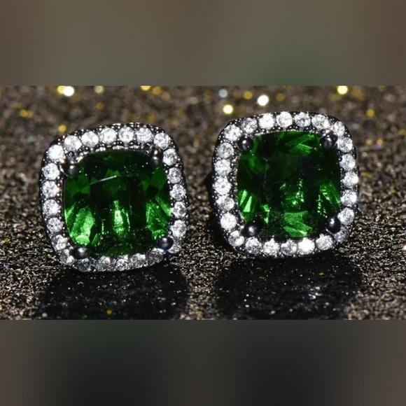 Jewelry - Elegant Faux Green Crystal and Silver Stud Earrings
